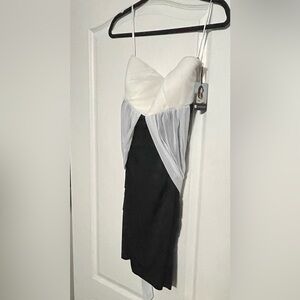 Valerie Bertinelli Black and White Strapless Dress